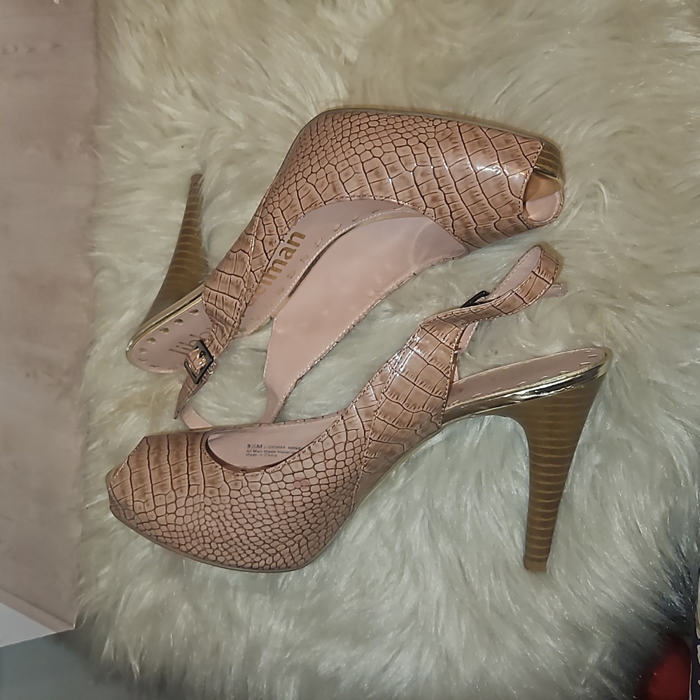 Libby.edelman size 9.5m